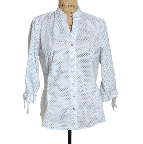 Anne Klein White Poka Dot Casual Button Down Shirt. - Picture 1 of 7
